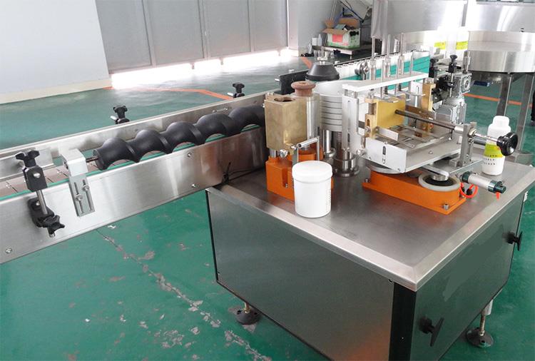 Full Automatic Wet Glue Paper Label Labeling Machine for Alcohol Product