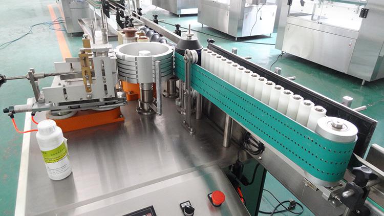 Full Automatic Wet Glue Paper Label Labeling Machine for Alcohol Product