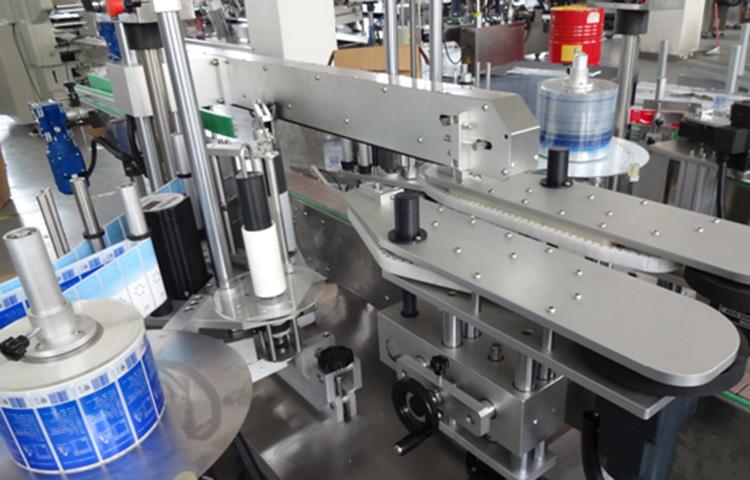 Linear Type Fully Automatic Bottle Labeling Machine for Sale